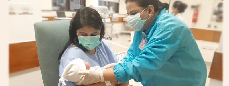 The Most Joyful Moment of a New Mom - Her Baby’s First Feed