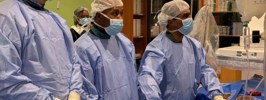 Doctors implant pacemaker without surgical blade in regional first