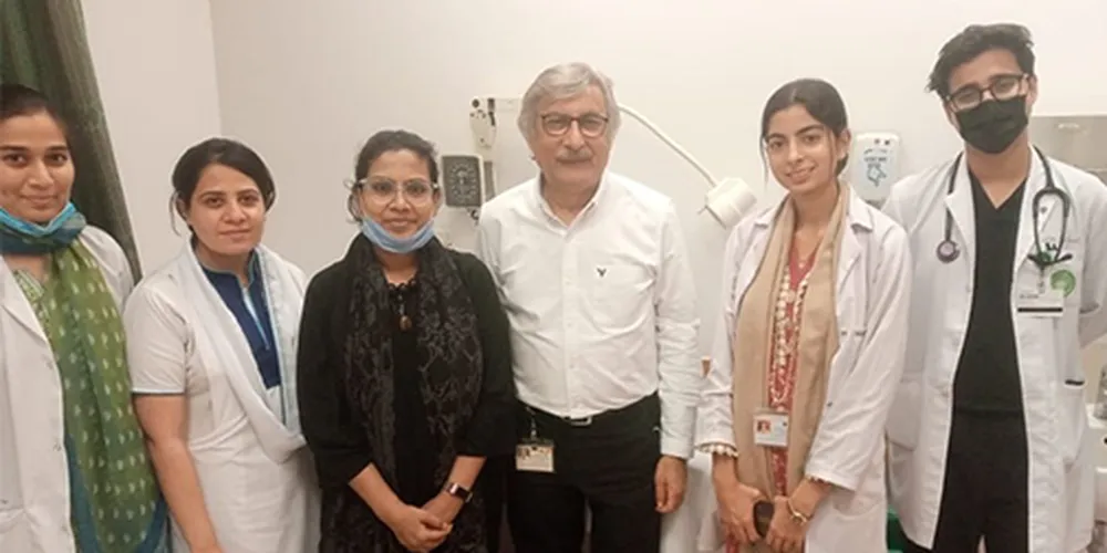 ​'A Journey of Strength: Battling Cancer with Resilience'​​